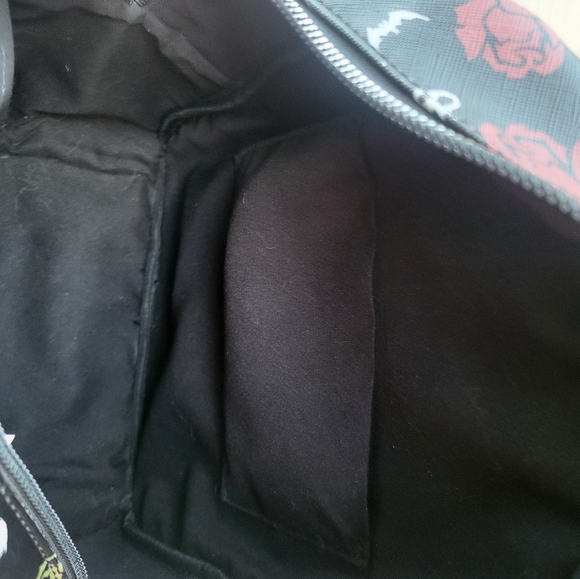 Nightmare Before Christmas Bioworld Black With Red/white Rose Patterned Backpack - Picture 15 of 16